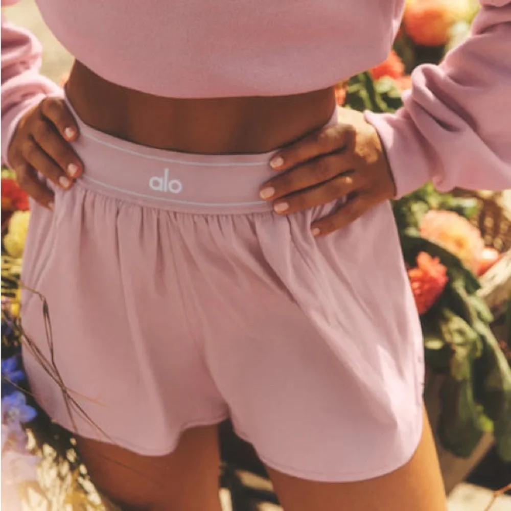 Alo Yoga Alo Yoga Match Point Short Vintage Pink S